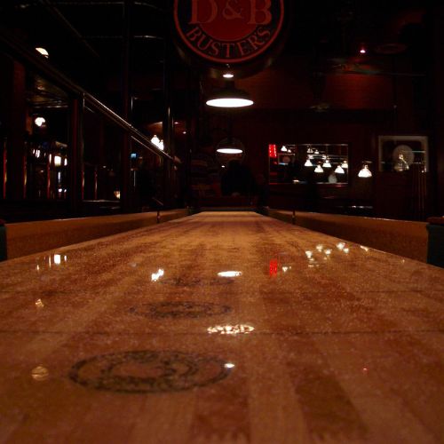 Designing with Sophistication: Integrating Luxury Shuffleboards into Hotel Decor