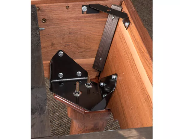 internal leg bracket assembly for pool table