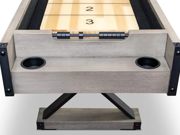 Luxury Shuffleboards | Phoenix shuffleboard with accessories
